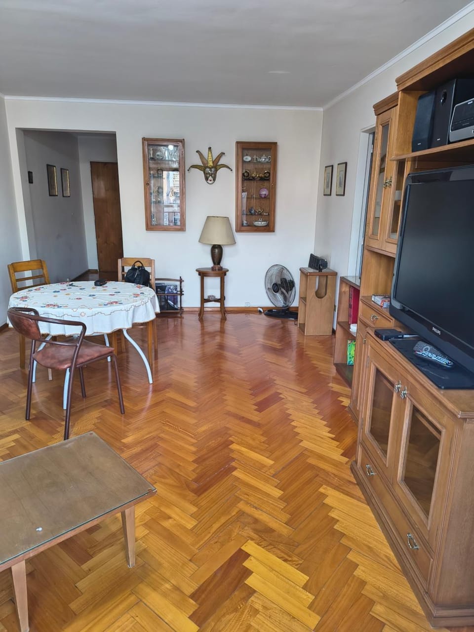 TV and multimedia, Living room, Dining area