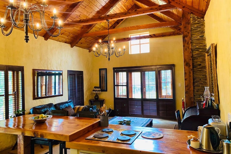 Stonehaven Cottage Chalet in South Africa