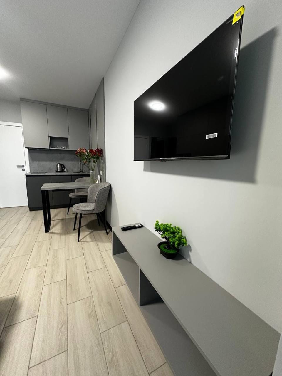 Apart Assistant on Manhattan Apartment in Kiev City - Kyiv