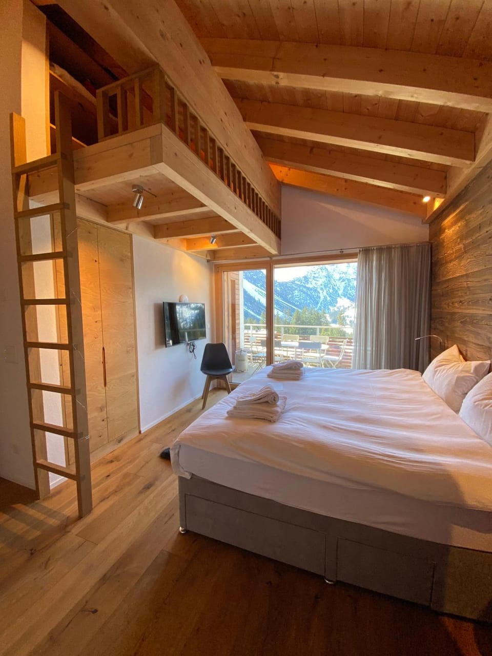 Bed, Bedroom, bunk bed