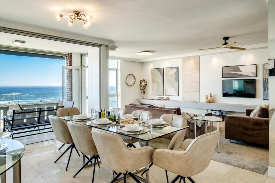 Living room, Seating area, Dining area, Sea view