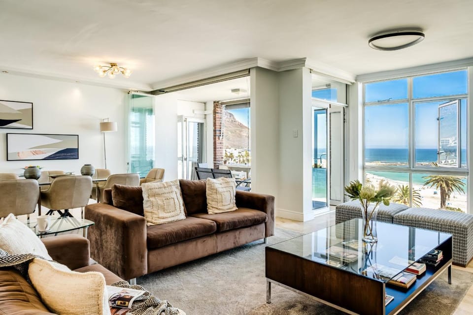 Living room, Seating area, Dining area, Sea view