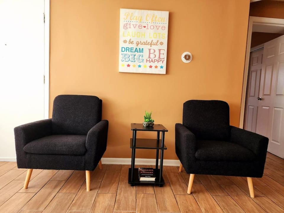 Modern 2 Beds Apt close Downtown Apartment in Evanston