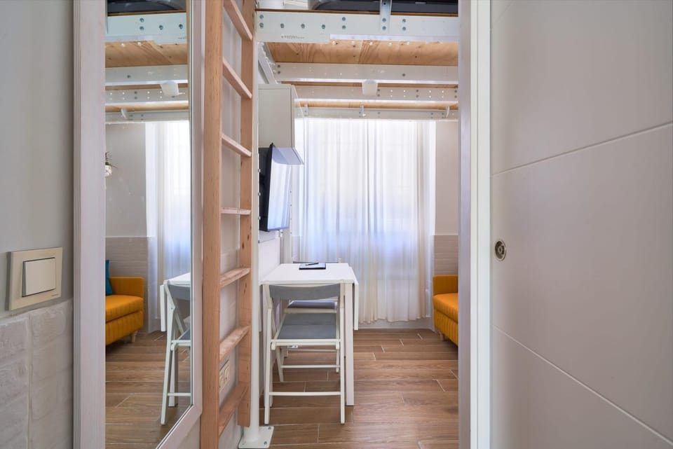 MalagaHomeStudio Apartment in Malaga