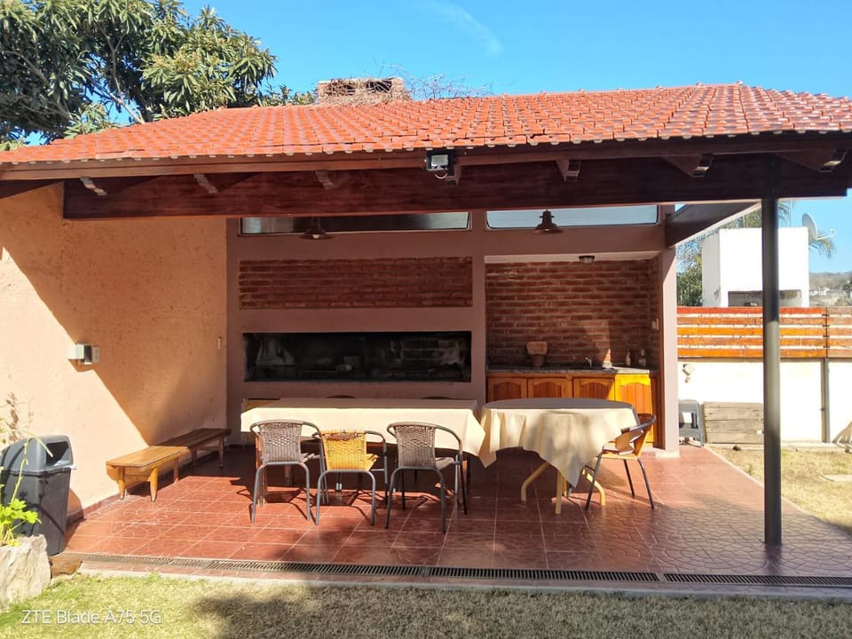 Patio, Dining area