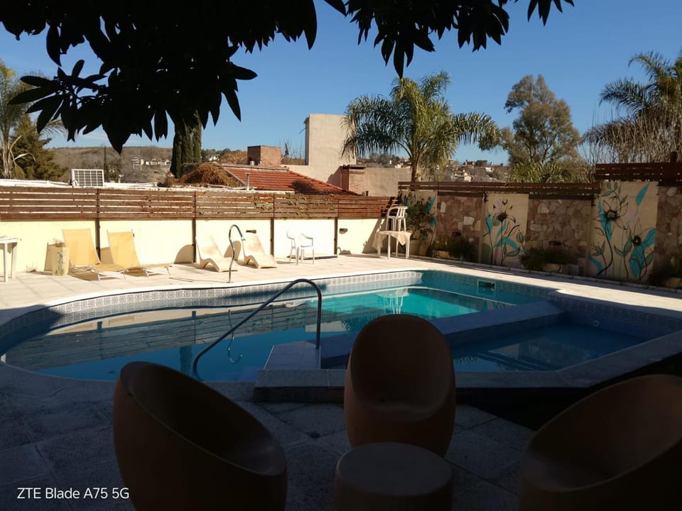 Solarium, Swimming pool