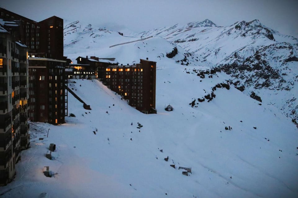 HOM I 1D1B en Valle Nevado Edif Valle Condores II VC2803 Apartment in San Jose de Maipo