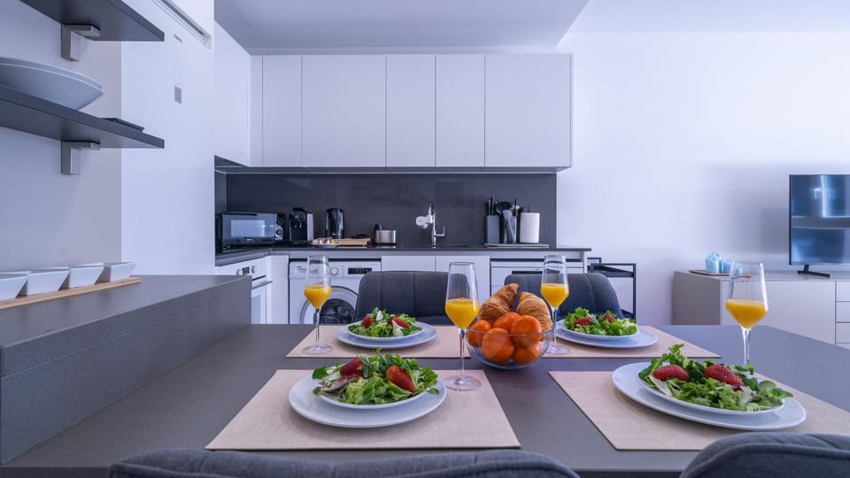 XPCE URBAN 15 MALAGA SKYLINE - Parking Free Apartment in Malaga