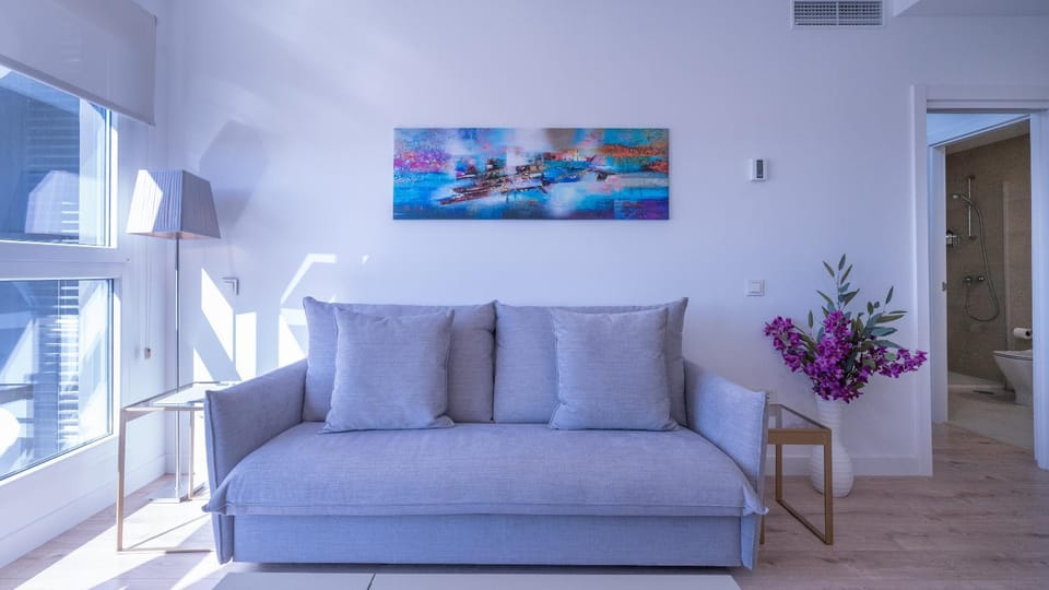 XPCE URBAN 15 MALAGA SKYLINE - Parking Free Apartment in Malaga