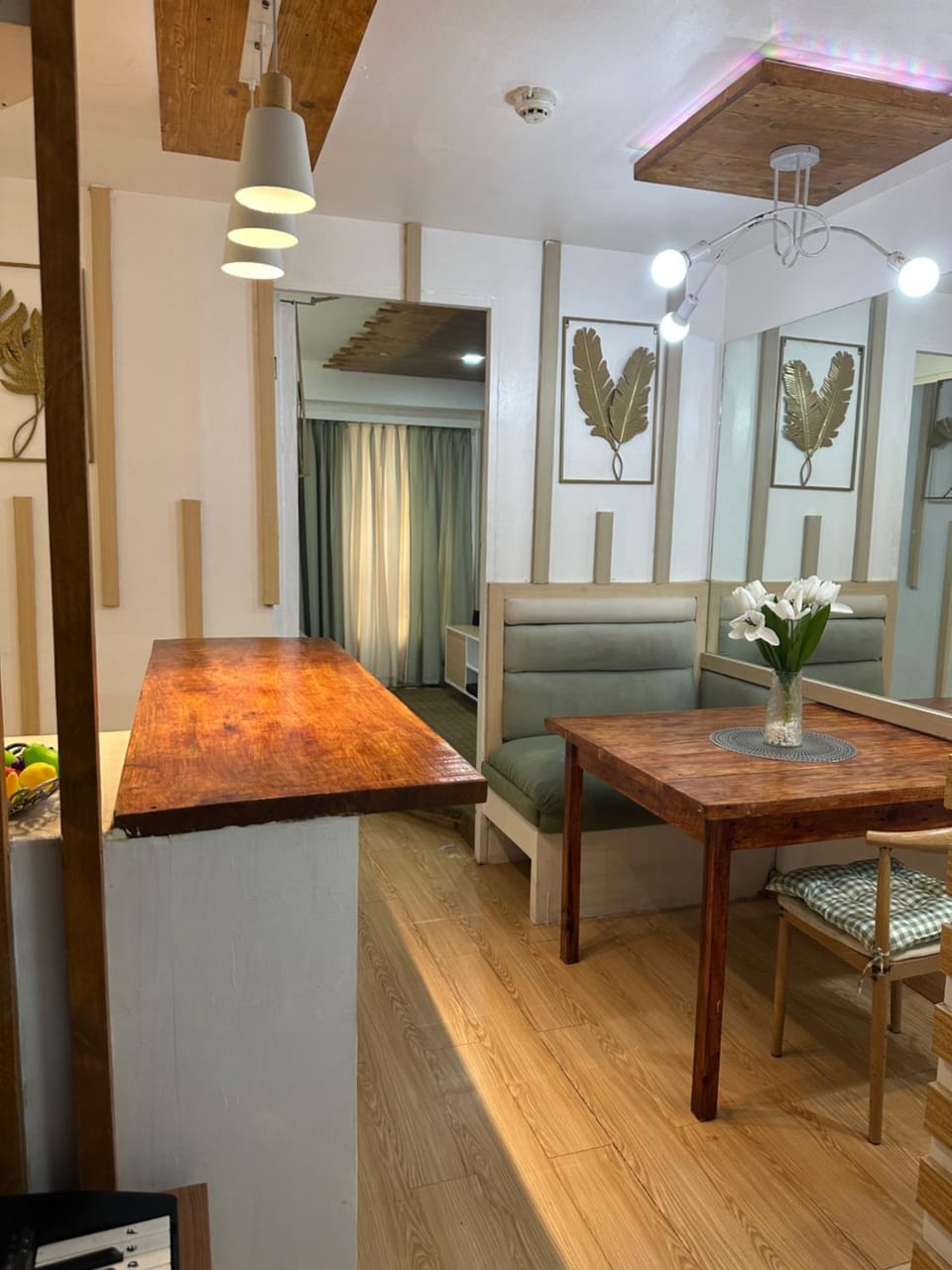 Aesthetic Condo Unit with Cinema Home Theater Japan Technology Apartment hotel in Manila City