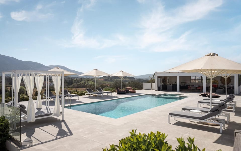 Day, Mountain view, Pool view, Swimming pool, sunbed
