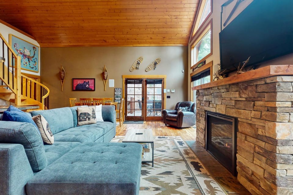 Grizzly Grove House in Roslyn