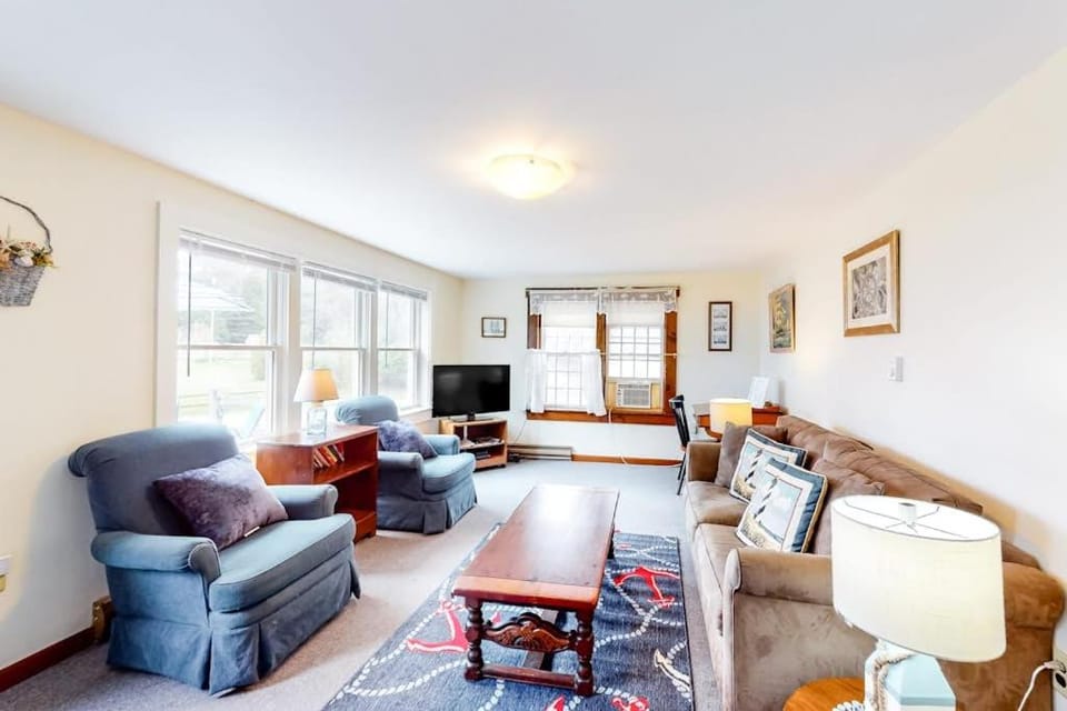 Nauset Beach Getaway House in Orleans