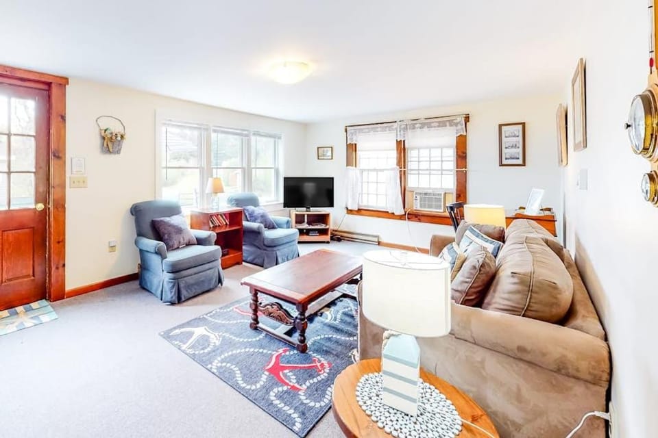 Nauset Beach Getaway House in Orleans