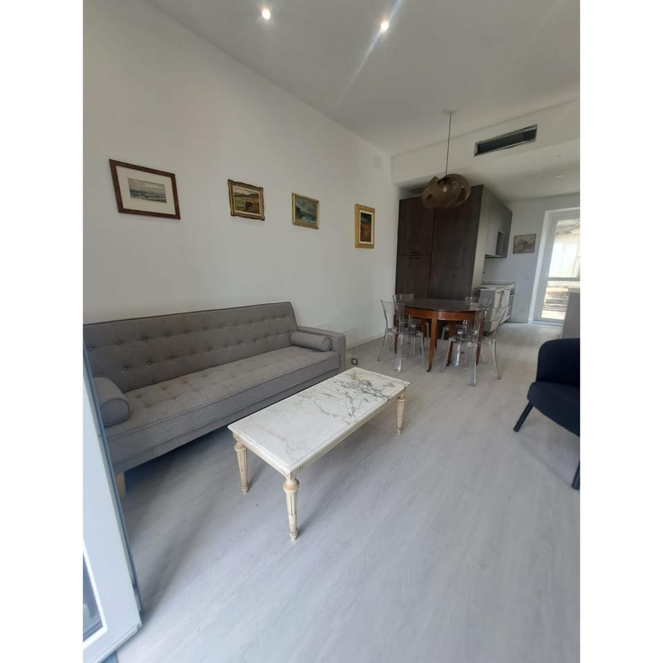 Spring, Summer, Living room, Autumn