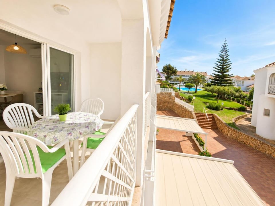 Balcony/Terrace, Pool view