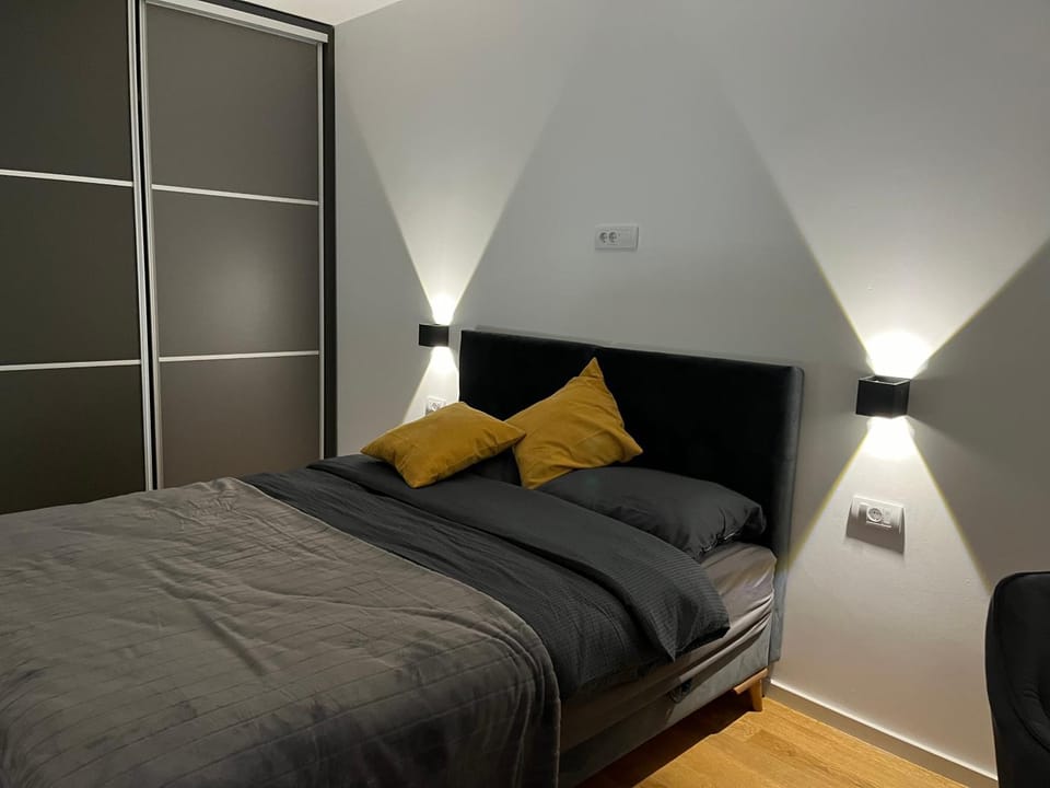 Sunnyhome Apartment in Belgrade