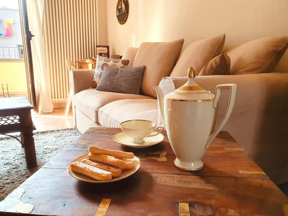Comfortable Home 6 min from Central Station Apartment in Milan