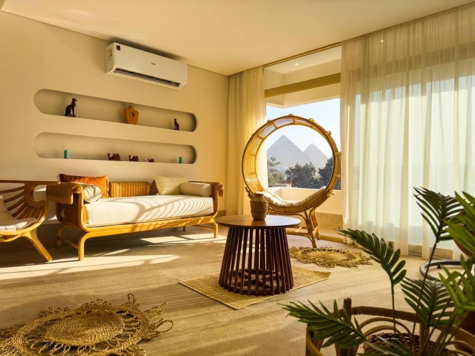 Living room, Seating area, air conditioner