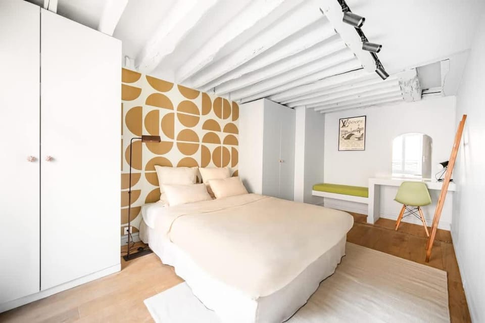 Appartement design et confortable au cœur du Marais Apartment in Paris