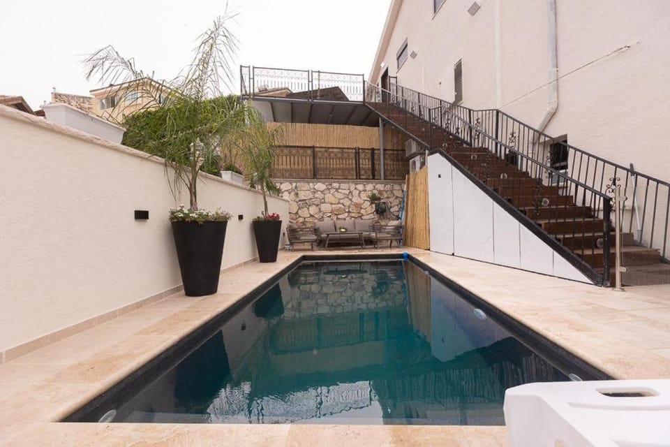 פסגת האלה Villa in North District