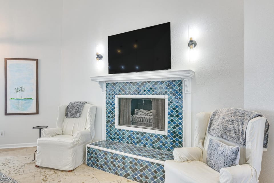 Gulf-View Deck: West End Family Home in Galveston! House in Galveston Island