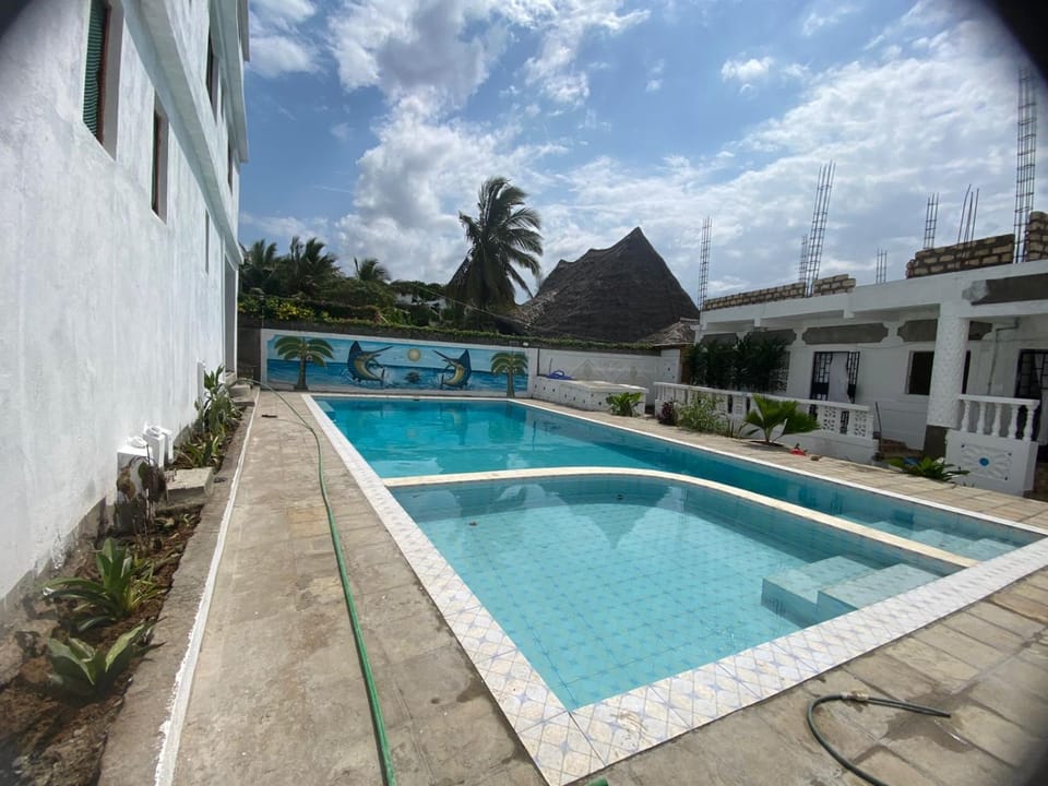Pool view, Swimming pool