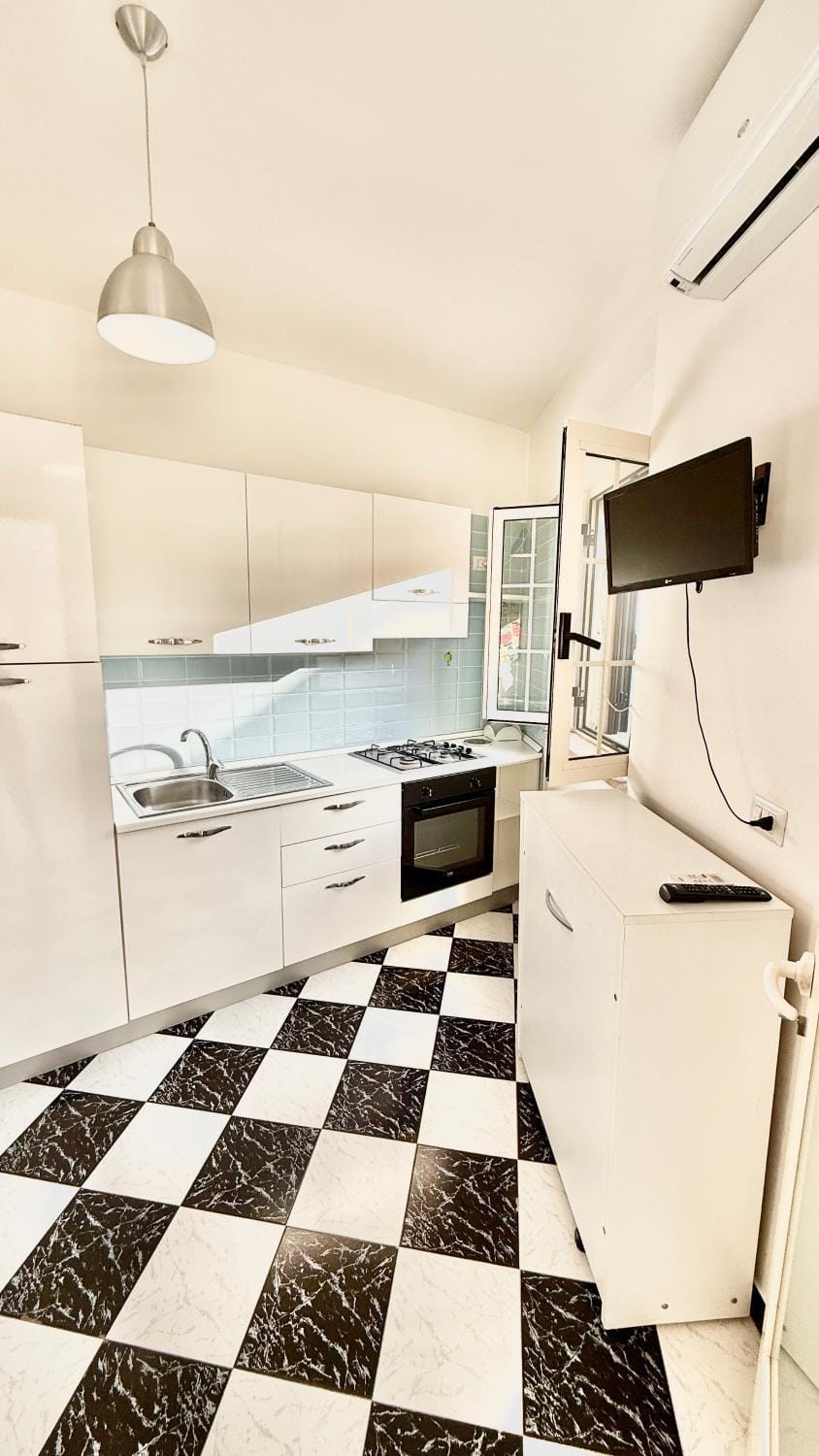 TV and multimedia, Kitchen or kitchenette, oven, pet friendly