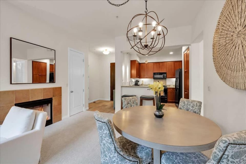 Charming Ground Floor Legacy 2BR Villa House in Indian Wells