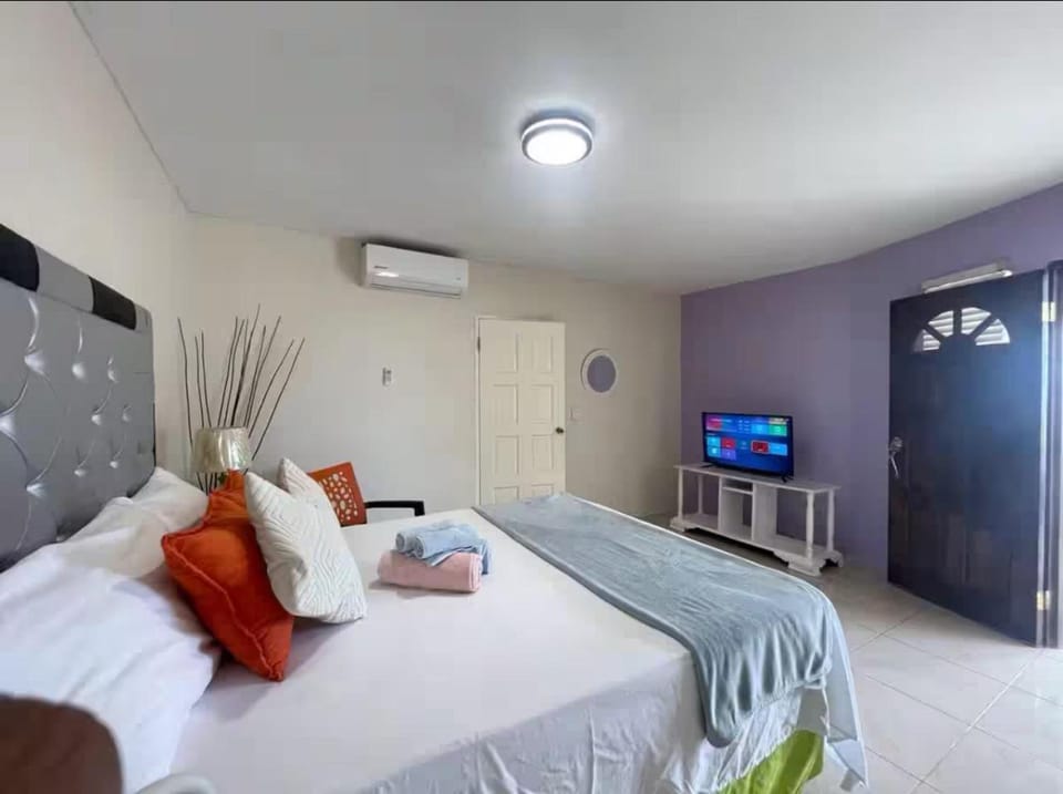 Skyline Suites Villa and Spa Bed and Breakfast in Montego Bay