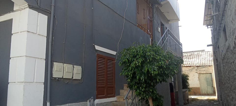Holiday's House House in Praia