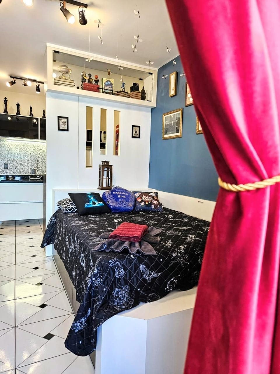 Photo of the whole room