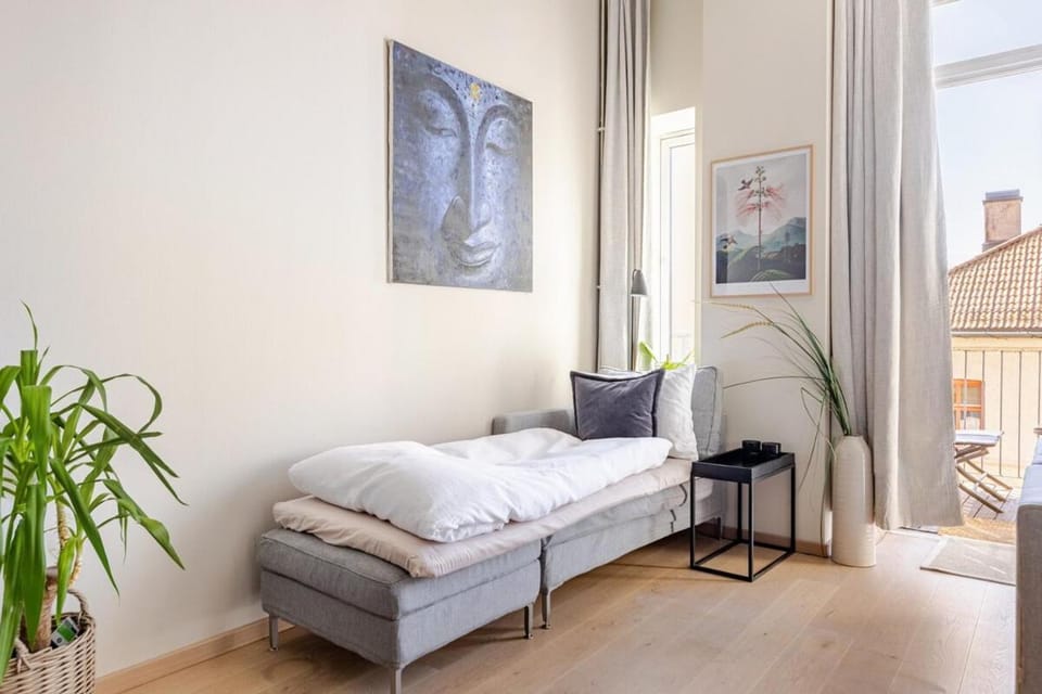 Living room, cot
