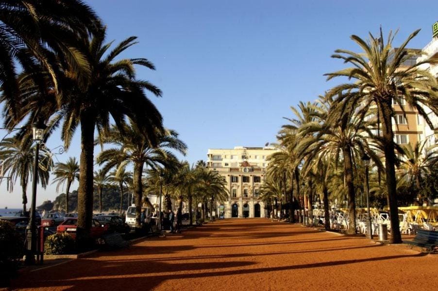 Apartment TERRASSES Parking WIFI Fenals Beach Apartment in Lloret de Mar