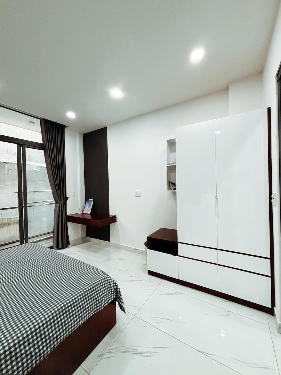 Bedroom, wardrobe