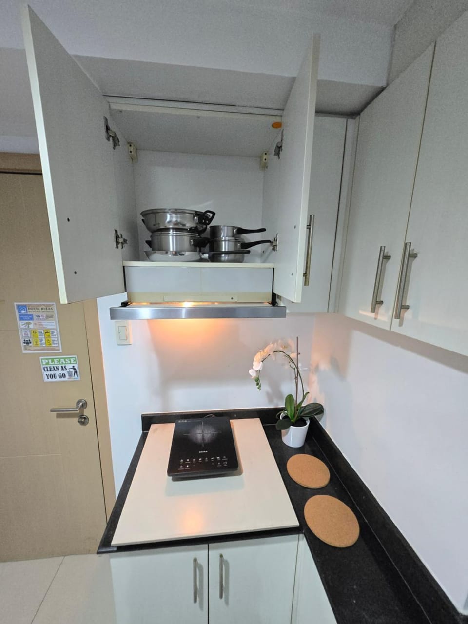 Kitchen or kitchenette