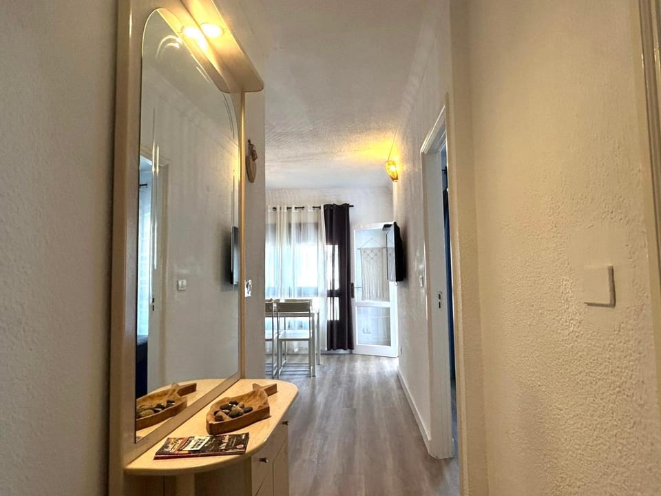 los cristianos pool & sun apartment Apartment in Los Cristianos