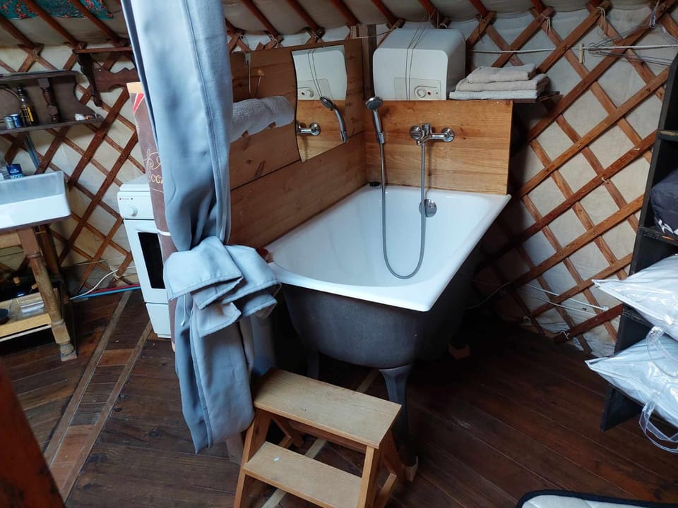 La yourte au cœur de la Normandie Luxury tent in Normandy