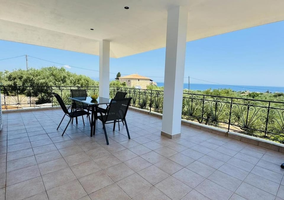 View (from property/room), Balcony/Terrace, Sea view