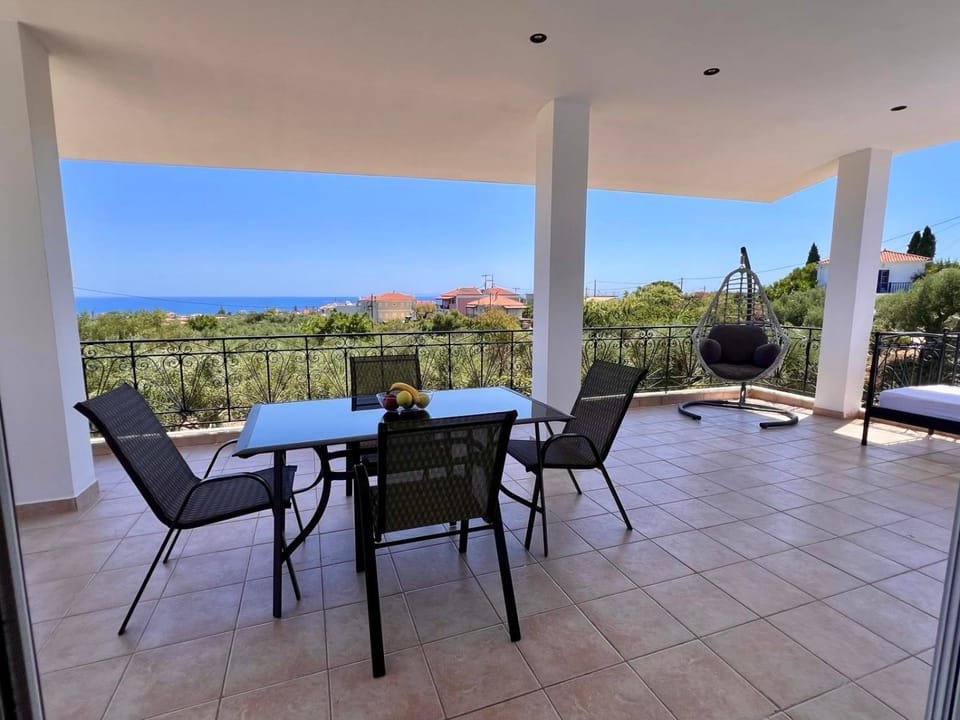 Patio, Day, Natural landscape, Balcony/Terrace, Sea view