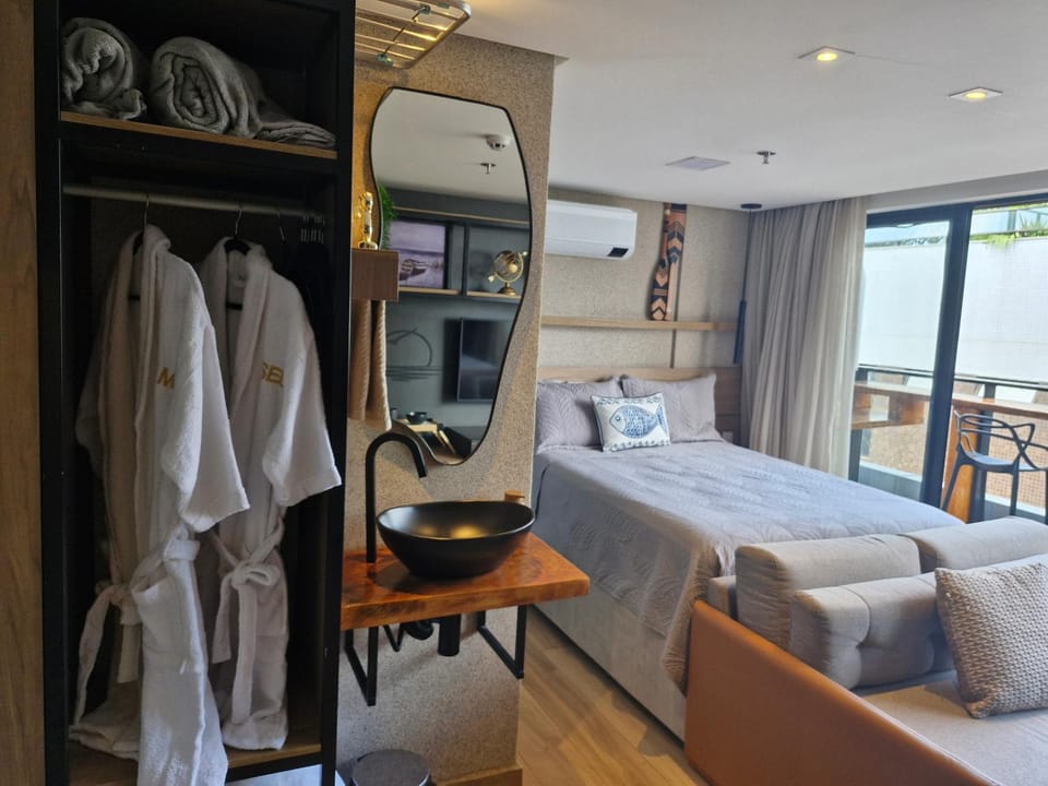 Bed, Photo of the whole room, Bedroom, towels, wardrobe