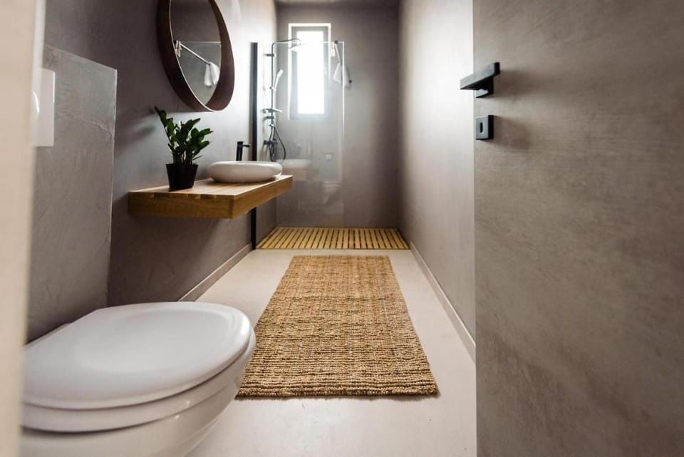 Toilet, Bathroom