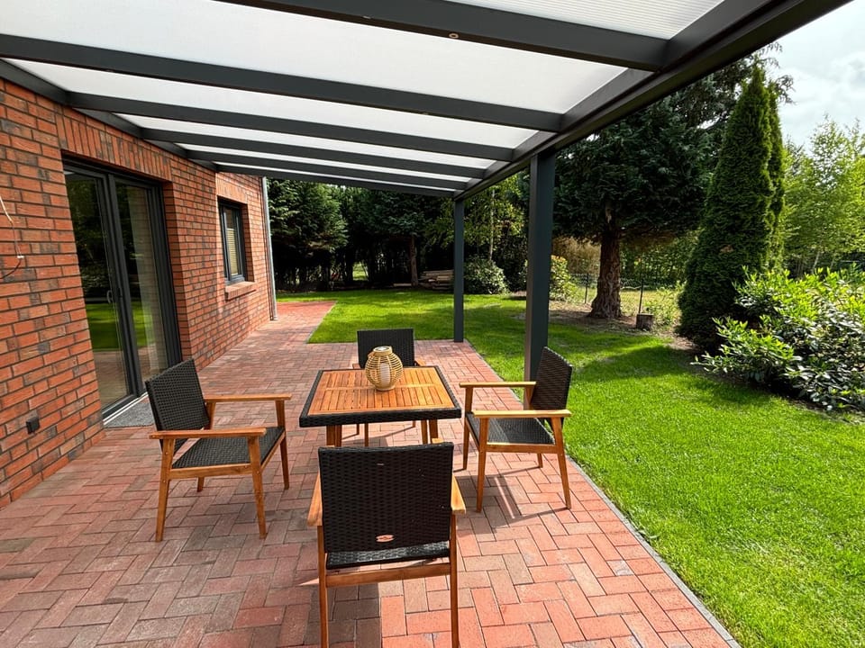 Patio, Garden view