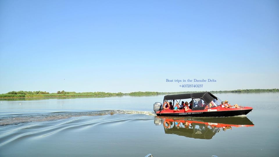 Day, Natural landscape, Activities, Lake view, River view