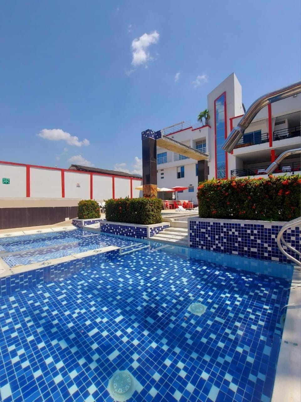 Bora Beach Club Hotel in Melgar