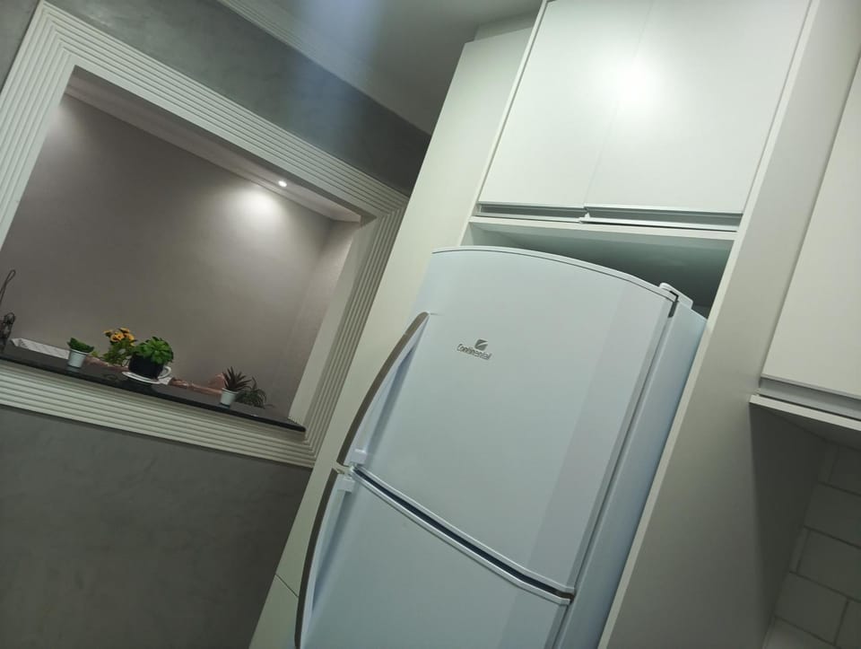 Apto Boqueirão praia gde Apartment in State of São Paulo