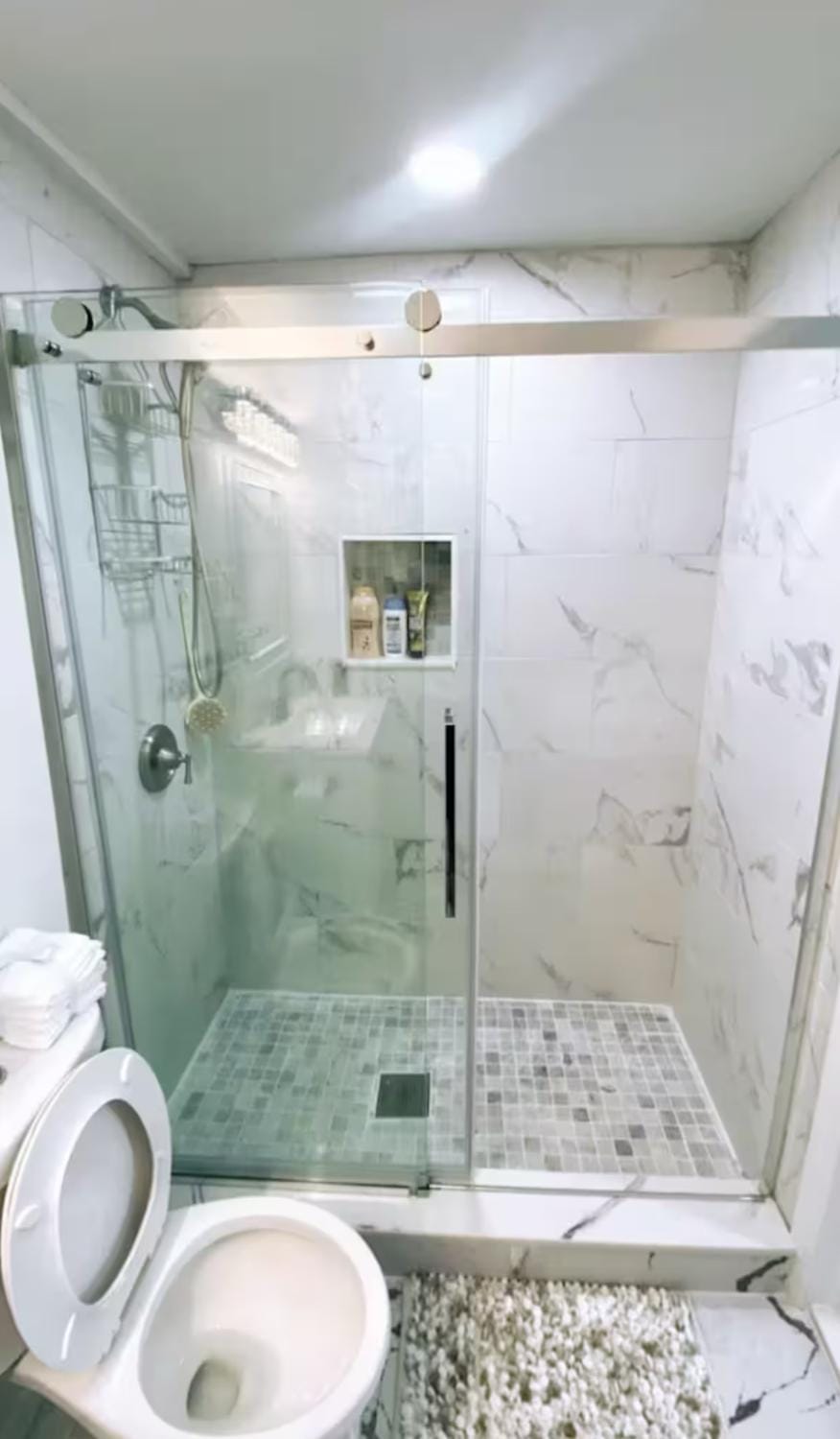 Shower, Toilet, Bathroom