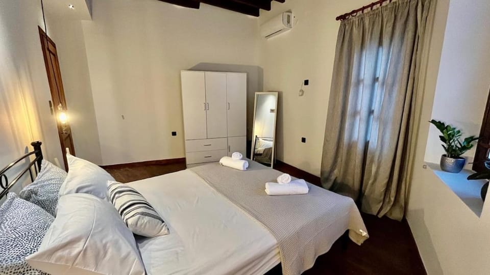 Potamos House in Nisyros Apartment in Decentralized Administration of the Aegean