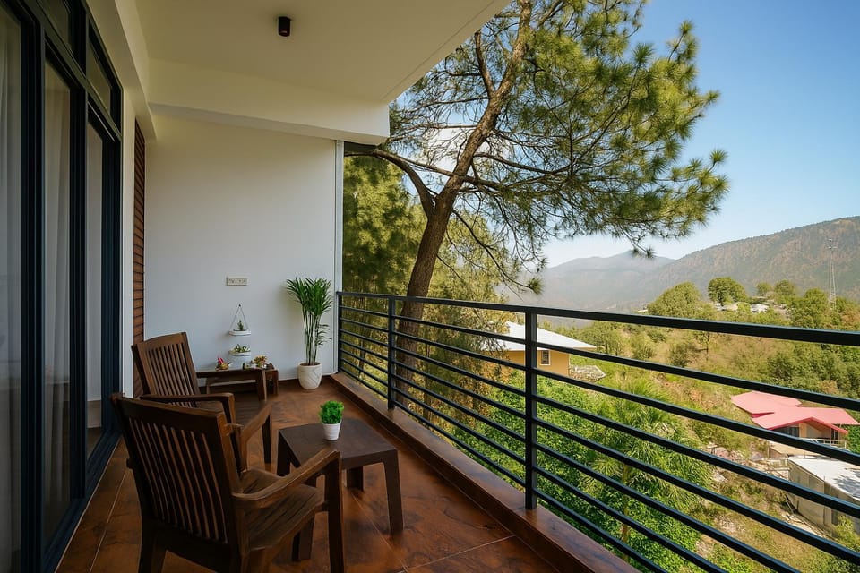 Balcony/Terrace, Mountain view