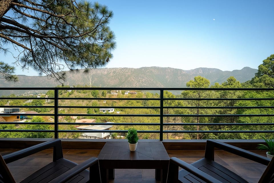 Balcony/Terrace, Mountain view